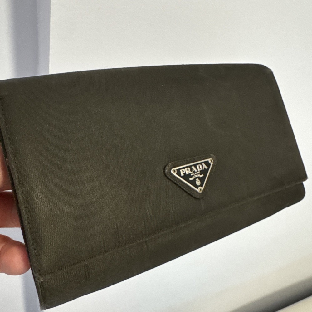 Prada Nylon Black Wallet Made In Italy Authentic 7.25"x 4.5" - Picture 15 of 16